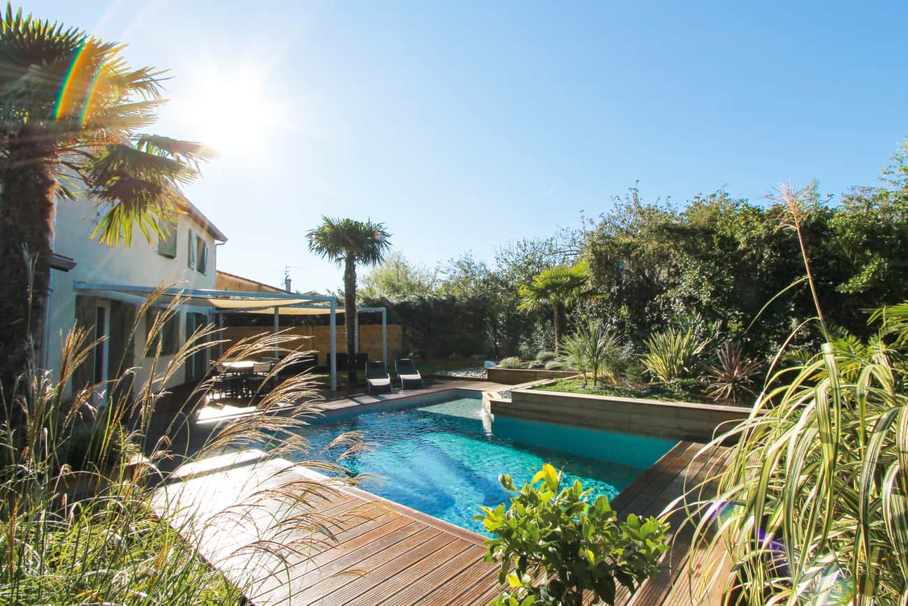 Sécheresse et piscine : peut-on remplir ? (règles 2026) | Unibéo